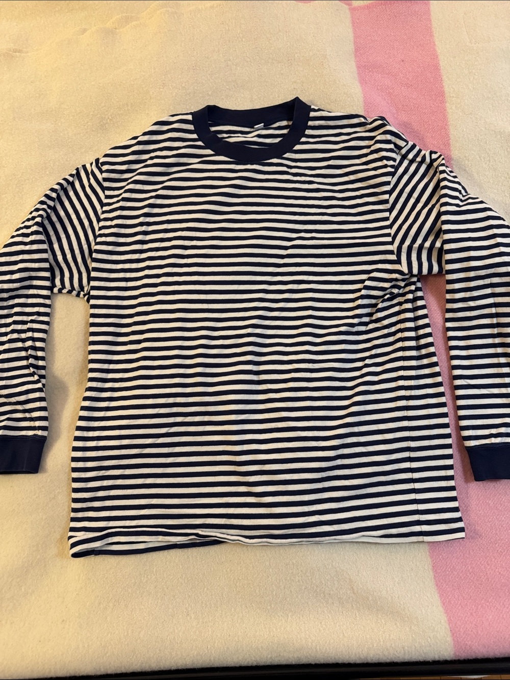 nautical stripe tshirt, Uniqlo, mens L, navy/white longsleeve